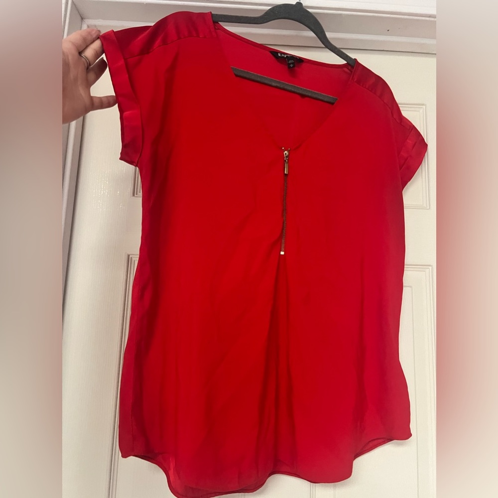 Express Zipper top
